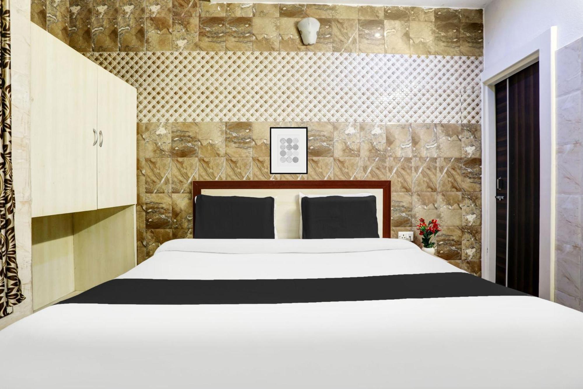 Hotel O Jammu Near Ragunath Bazaar Formerly Goodwill Ngoại thất bức ảnh
