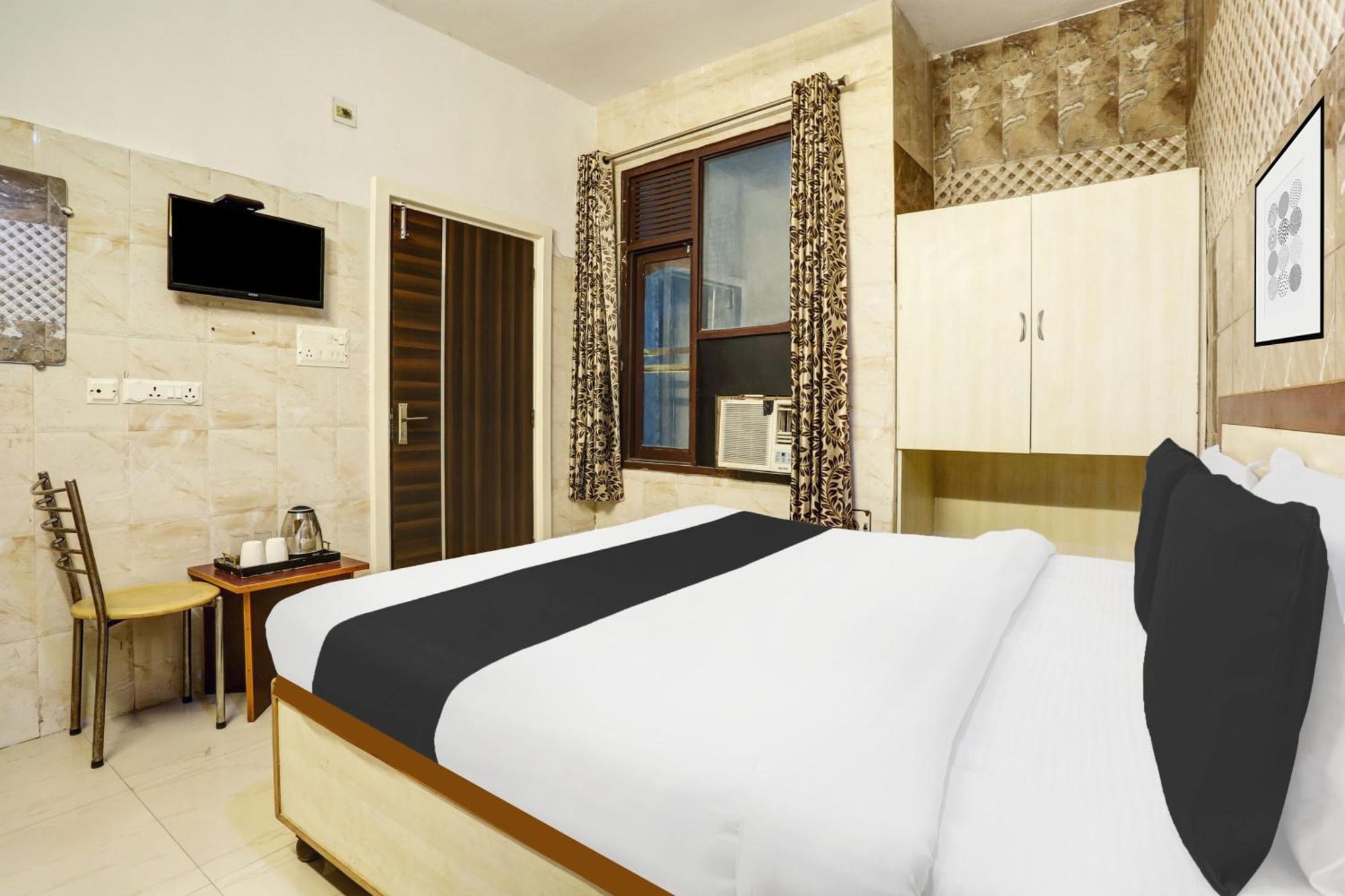 Hotel O Jammu Near Ragunath Bazaar Formerly Goodwill Ngoại thất bức ảnh